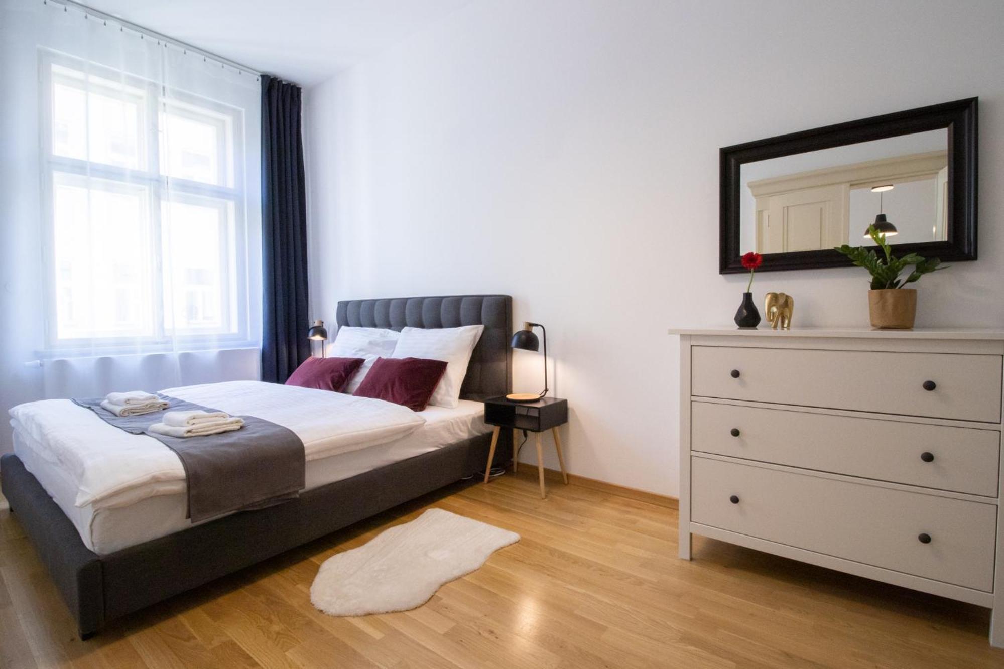 Krakovska Cr Apartments ปราก ภายนอก รูปภาพ